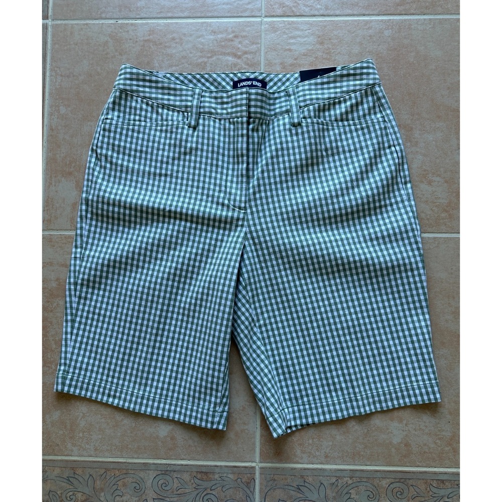 Lands'‎ End women's gingham print shorts in green/white, size 6 -NEW